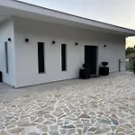 Mimosa With Private Swimming Pool