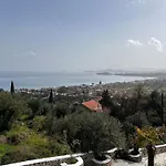 Mimosa With Private Swimming Pool וילה *