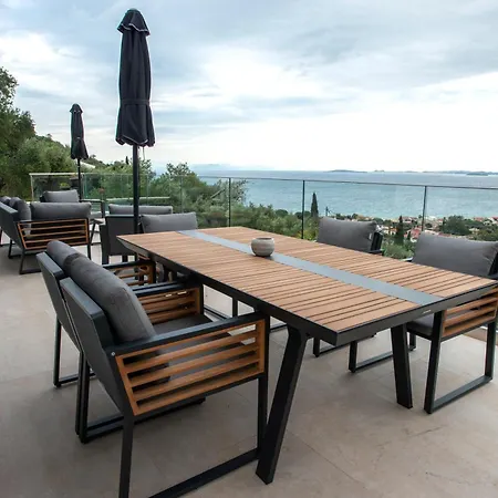 Villa Mimosa With Private Swimming Pool *