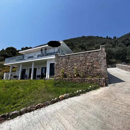 Mimosa With Private Swimming Pool Villa *