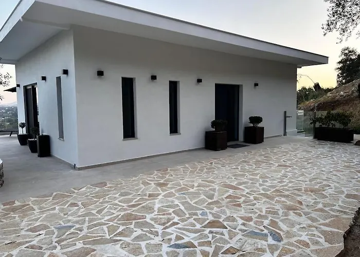 Mimosa With Private Swimming Pool