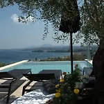 Villa Mimosa With Private Swimming Pool